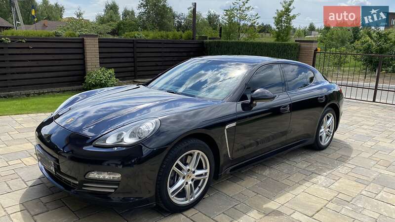 Porsche Panamera (2013)
