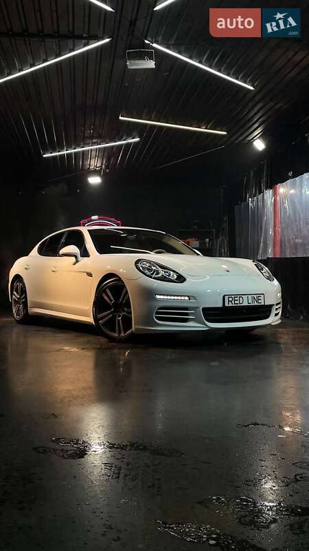 Porsche Panamera (2013)