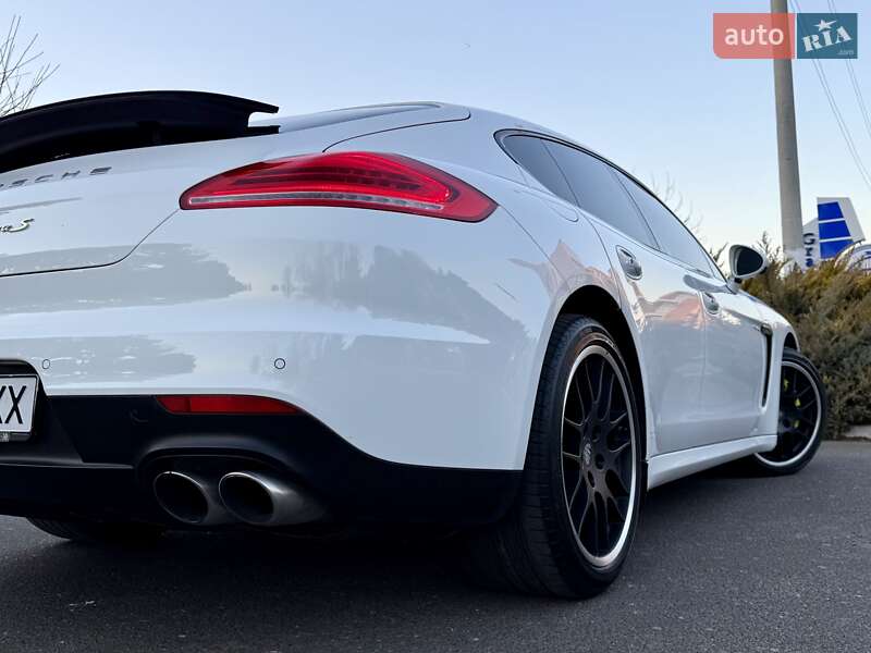 Porsche Panamera (2013)