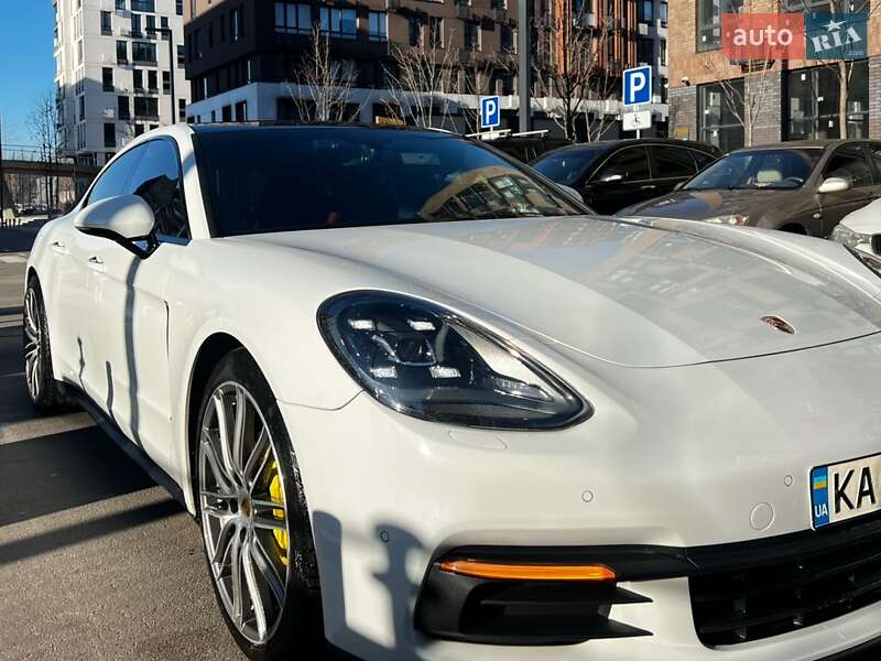 Porsche Panamera (2018)