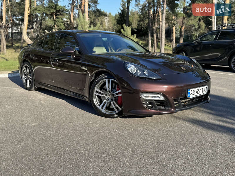 Porsche Panamera (2012)