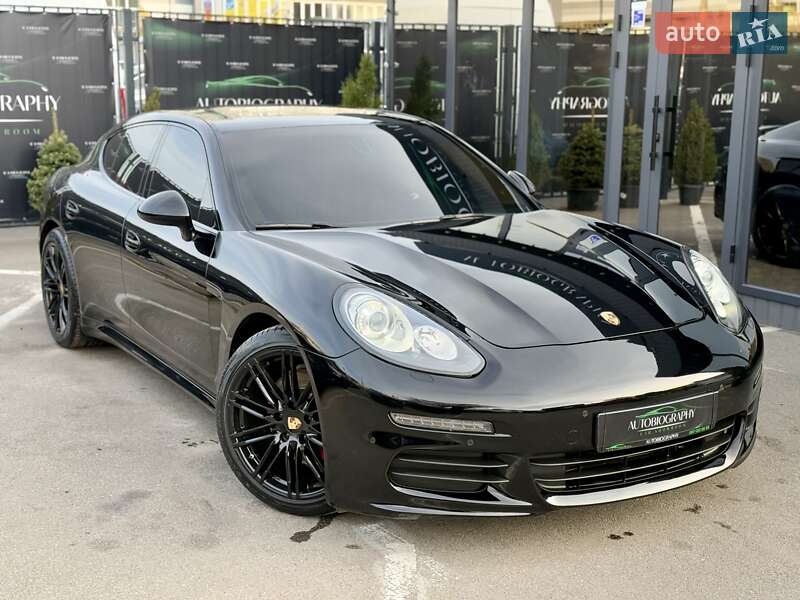 Porsche Panamera (2016)
