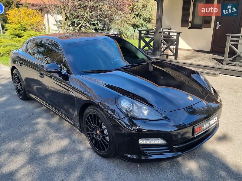Porsche Panamera (2011)