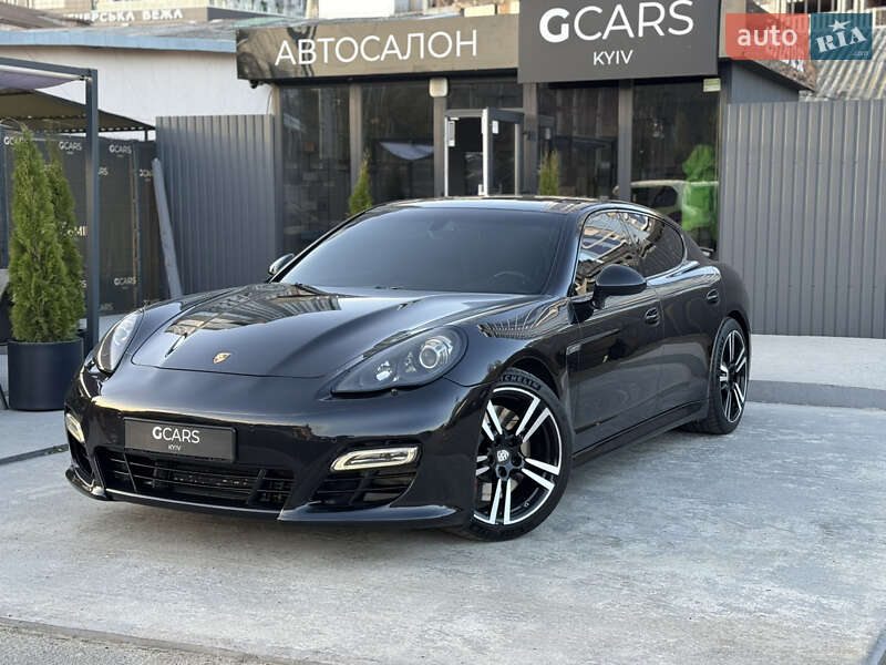 Porsche Panamera (2012)