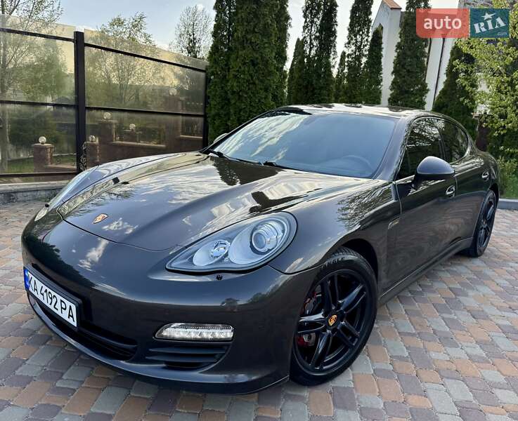 Porsche Panamera (2012)