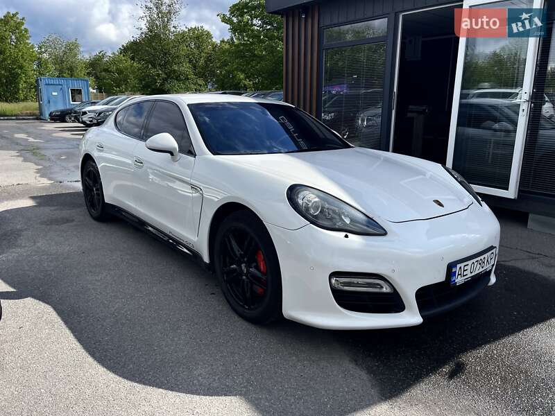 Porsche Panamera (2012)