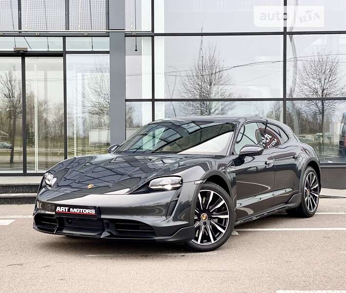 Porsche Taycan turbo (2022)