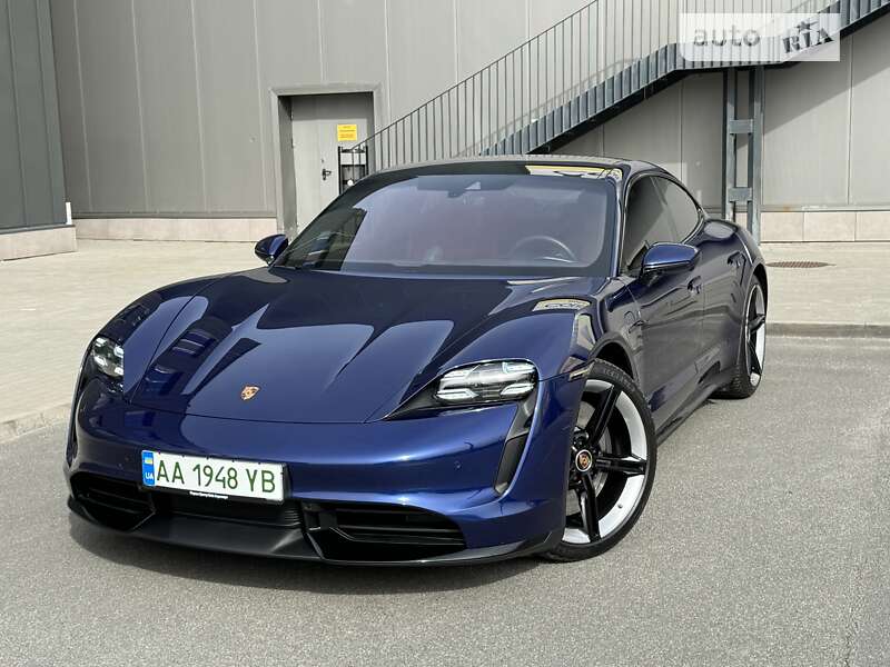 Porsche Taycan (2020)