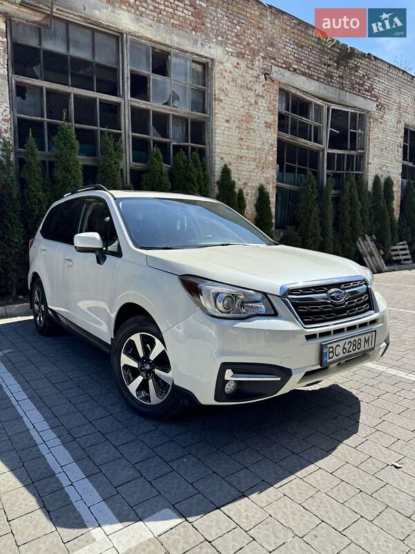 Subaru Forester (2016)