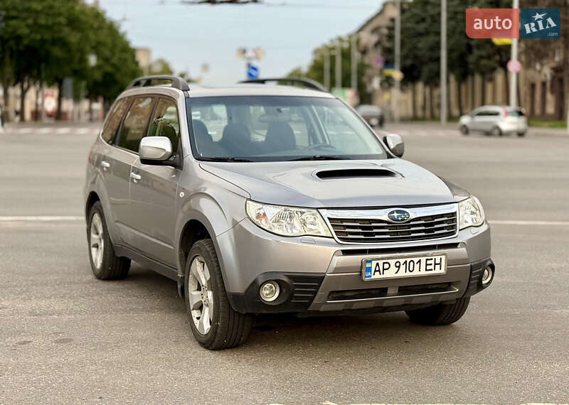 Subaru Forester (2010)