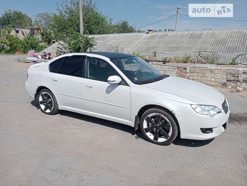 Subaru Legacy (2008)