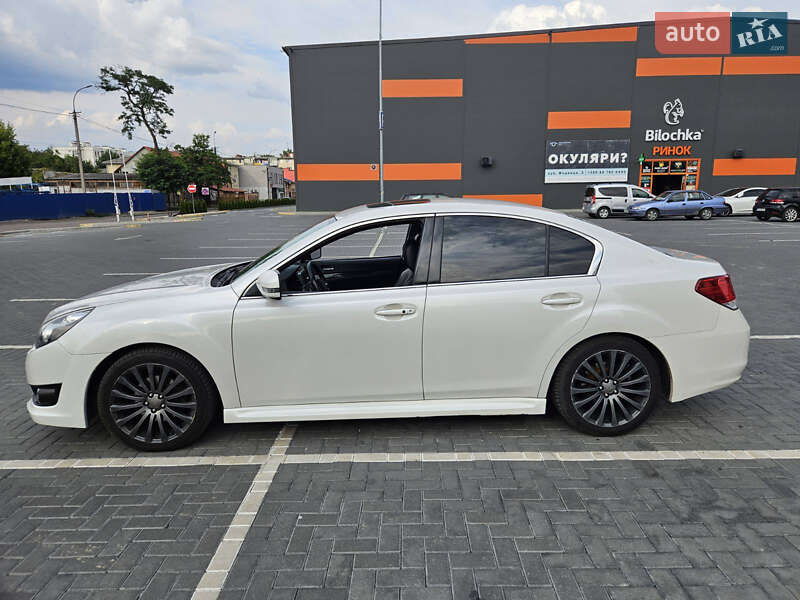 Subaru Legacy (2013)