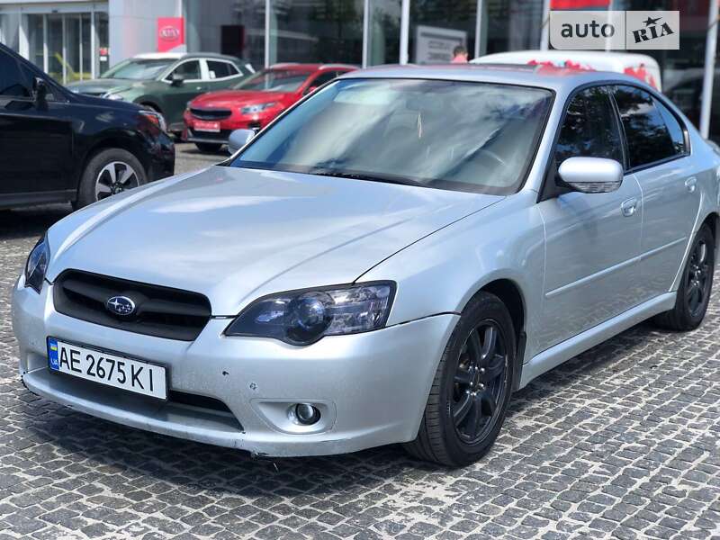 Subaru Legacy (2004)