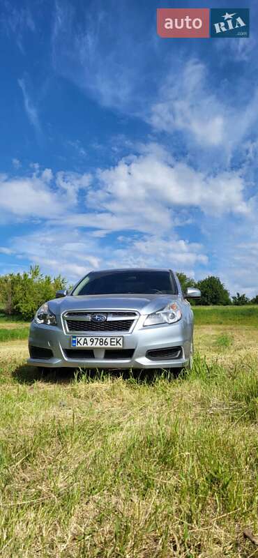 Subaru Legacy (2014)