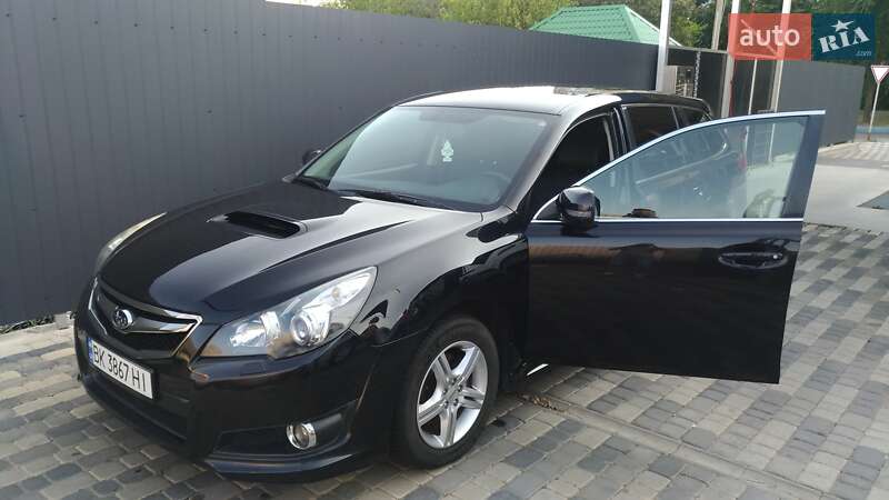 Subaru Legacy (2010)