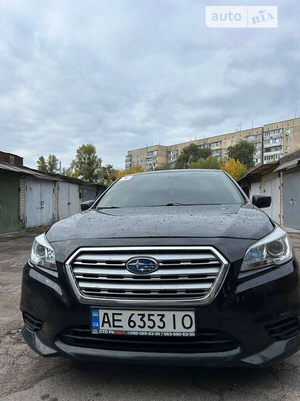 Subaru Legacy (2017)