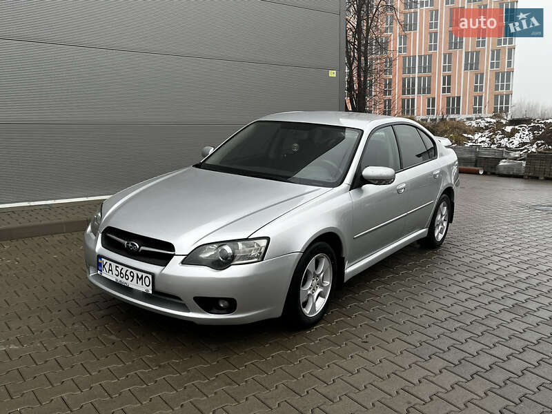 Subaru Legacy (2004)