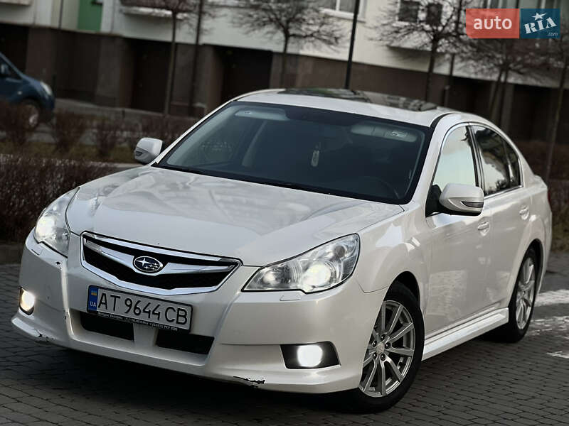 Subaru Legacy (2010)