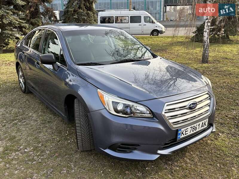 Subaru Legacy (2016)