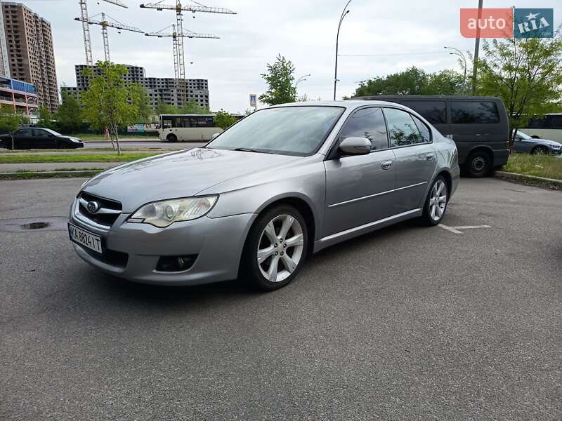 Subaru Legacy (2008)