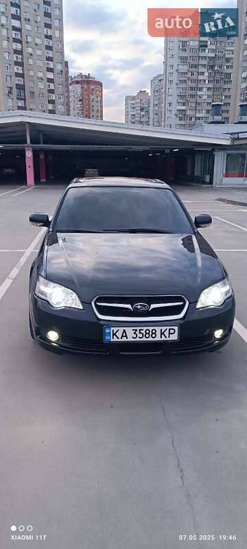 Subaru Legacy (2004)