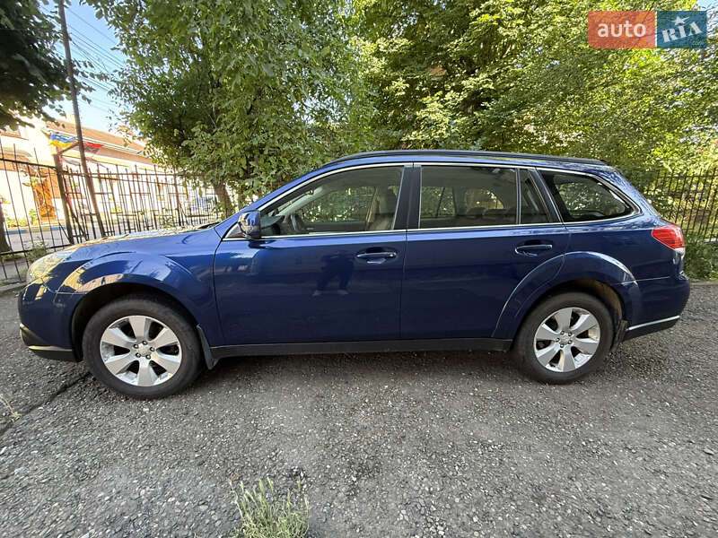Subaru Outback (2011)