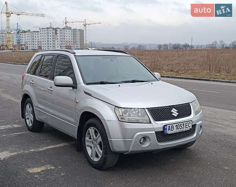 Suzuki Grand vitara (2008)