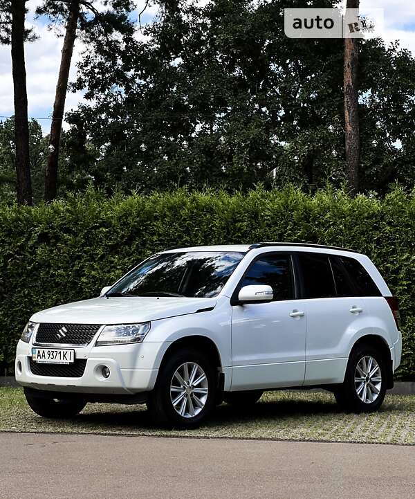 Suzuki Grand vitara (2010)