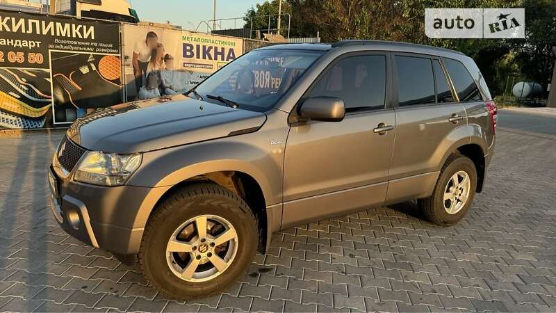 Suzuki Grand vitara (2007)