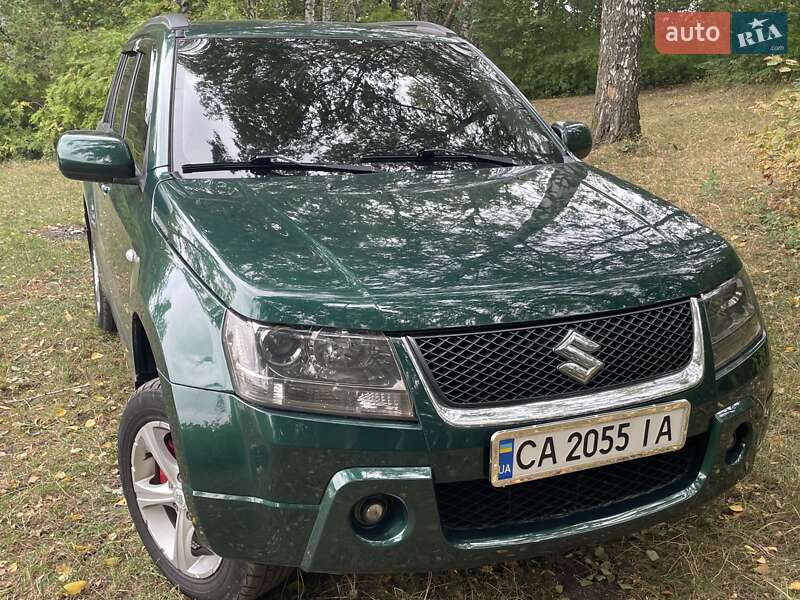 Suzuki Grand vitara (2005)