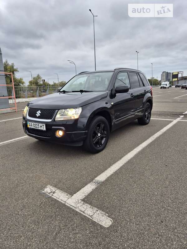 Suzuki Grand vitara (2008)
