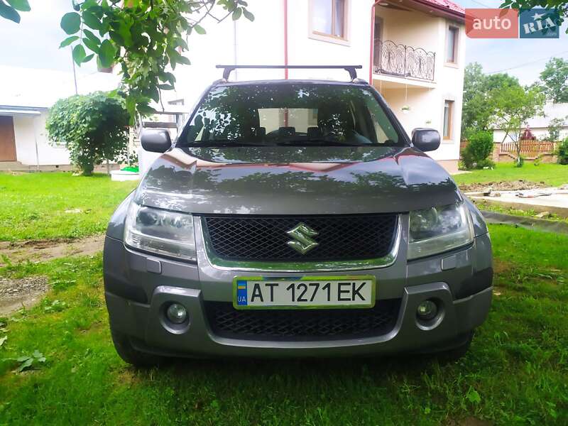 Suzuki Grand vitara (2008)