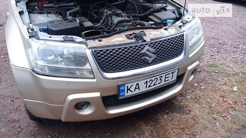 Suzuki Grand vitara (2006)