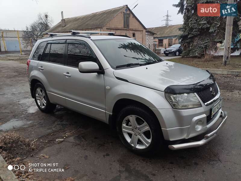 Suzuki Grand vitara (2006)
