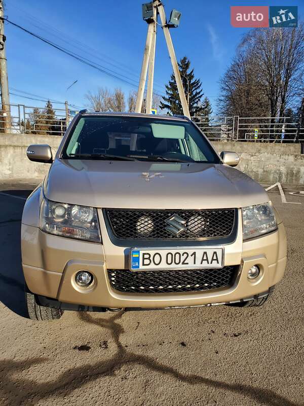 Suzuki Grand vitara (2008)