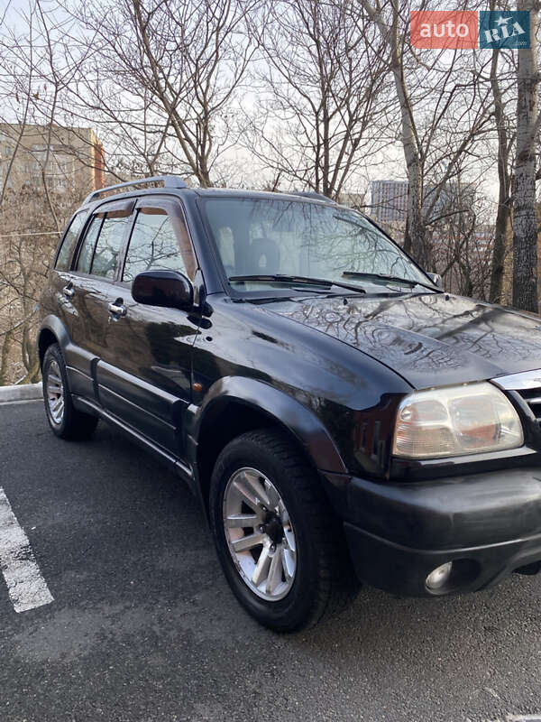 Suzuki Grand vitara (2005)