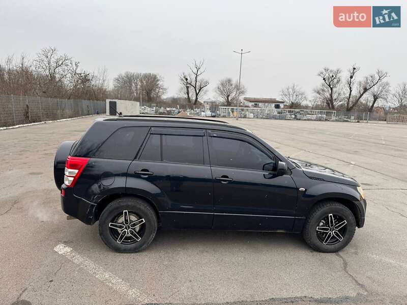Suzuki Grand vitara (2007)