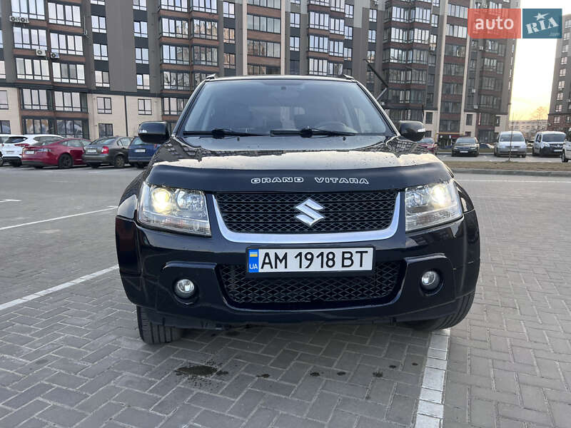 Suzuki Grand vitara (2008)