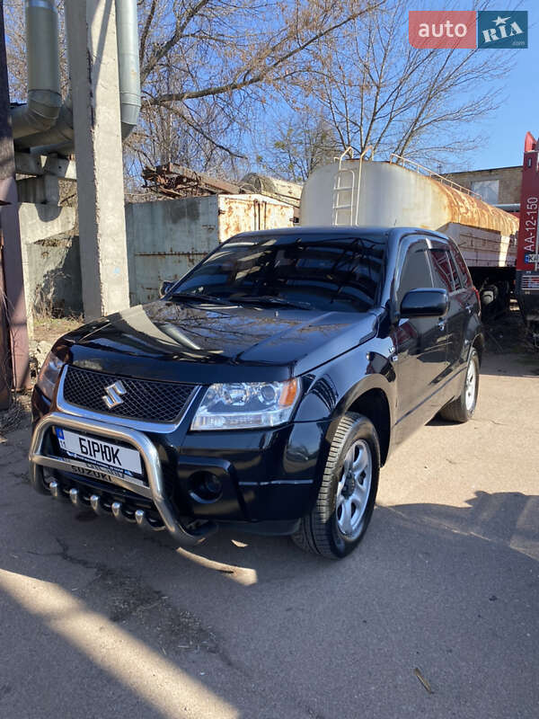 Suzuki Grand vitara (2006)