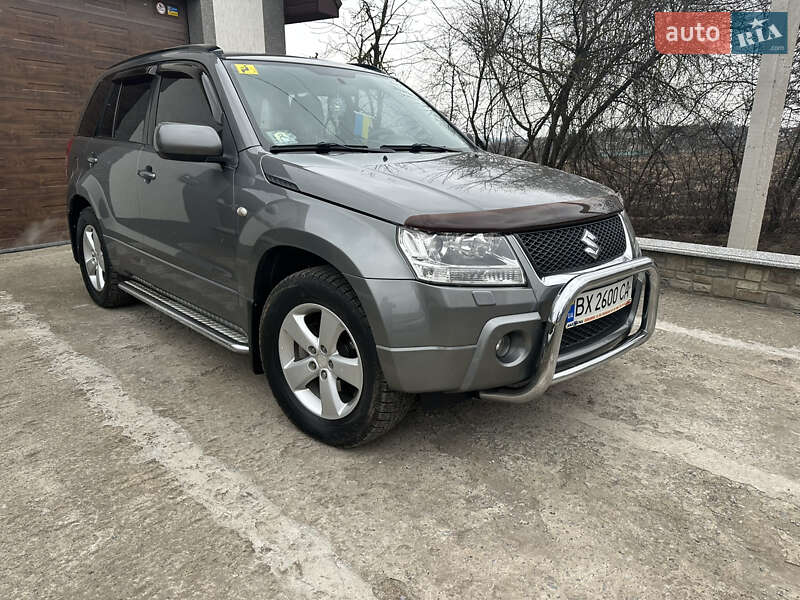 Suzuki Grand vitara (2006)