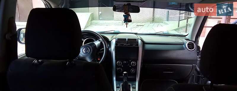 Suzuki Grand vitara (2013)