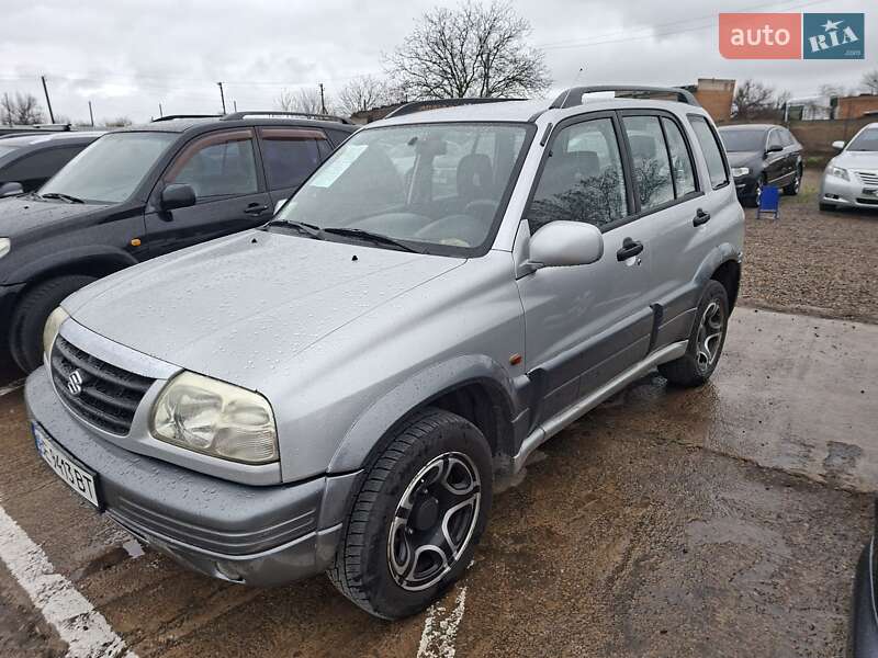 Suzuki Grand vitara (2003)