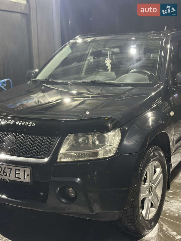 Suzuki Grand vitara (2006)