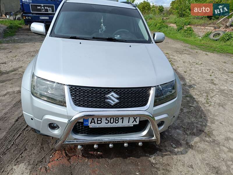 Suzuki Grand vitara (2008)