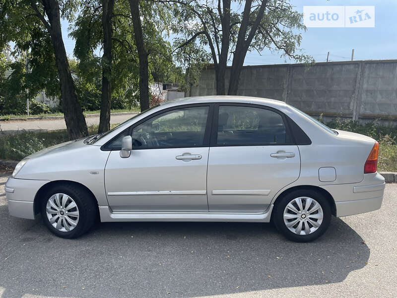 Suzuki Liana (2007)