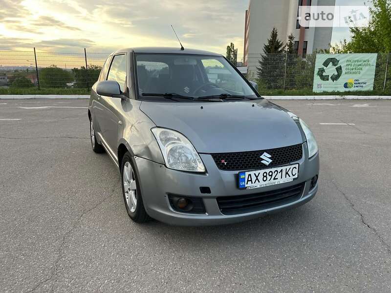 Suzuki Swift (2008)