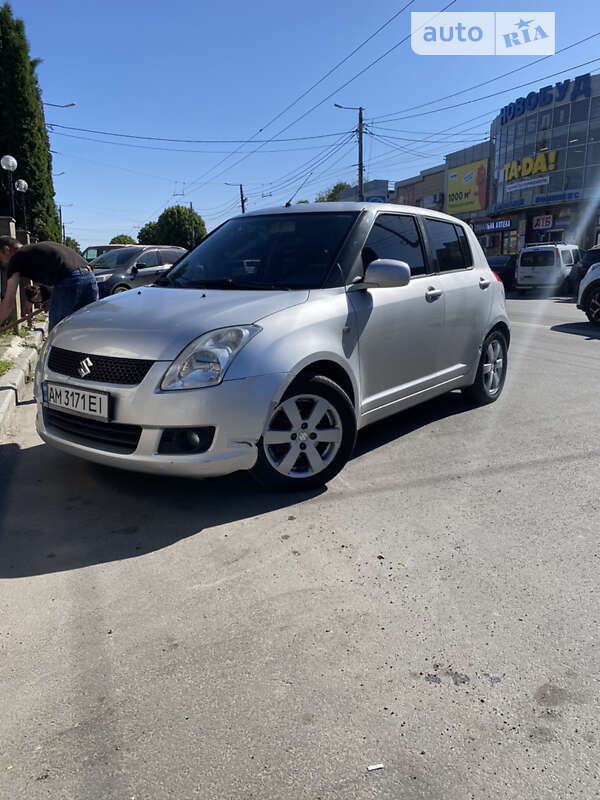 Suzuki Swift (2008)