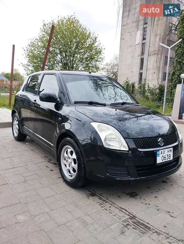 Suzuki Swift (2010)