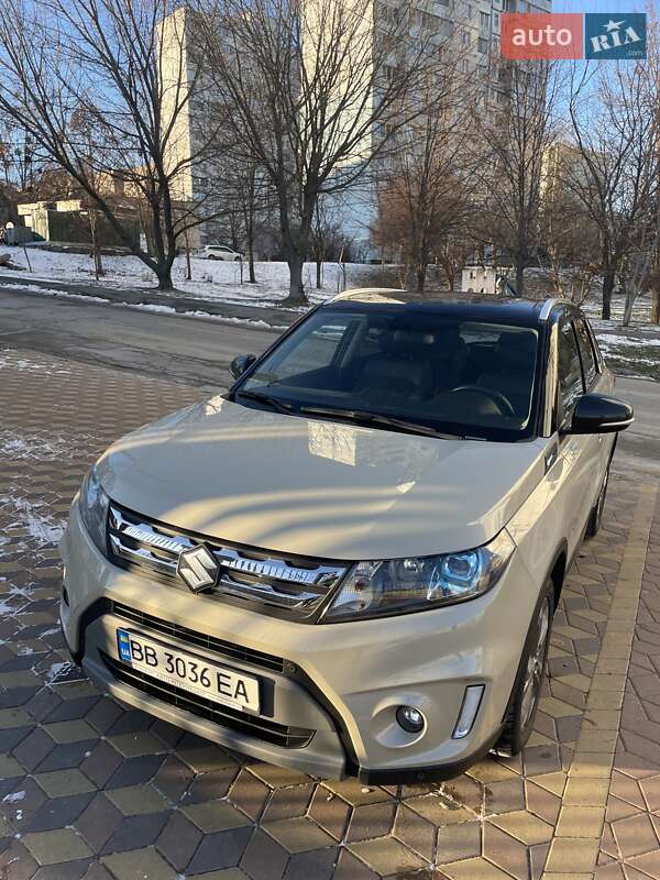 Suzuki Vitara (2016)