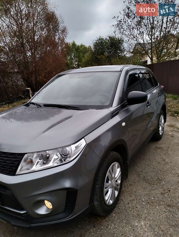 Suzuki Vitara (2021)